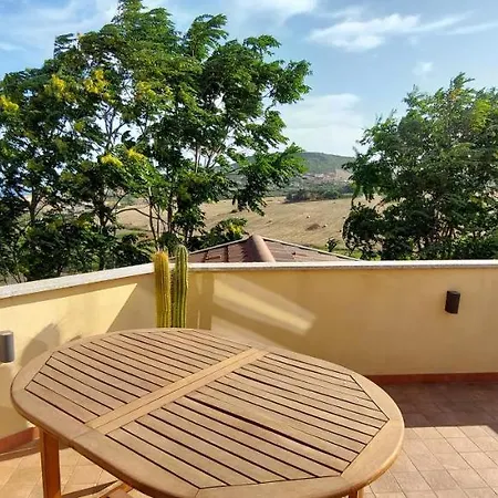 In Con Piscina Кастельсардо