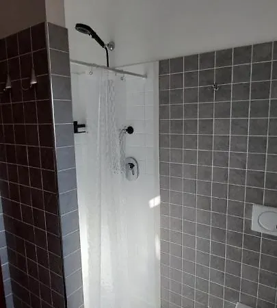 Apartment In Con Piscina