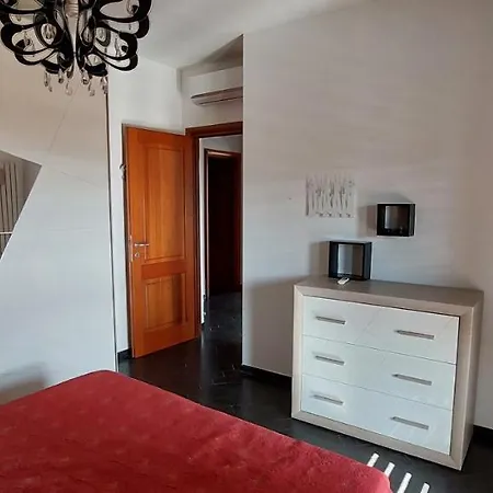 Apartment In Con Piscina